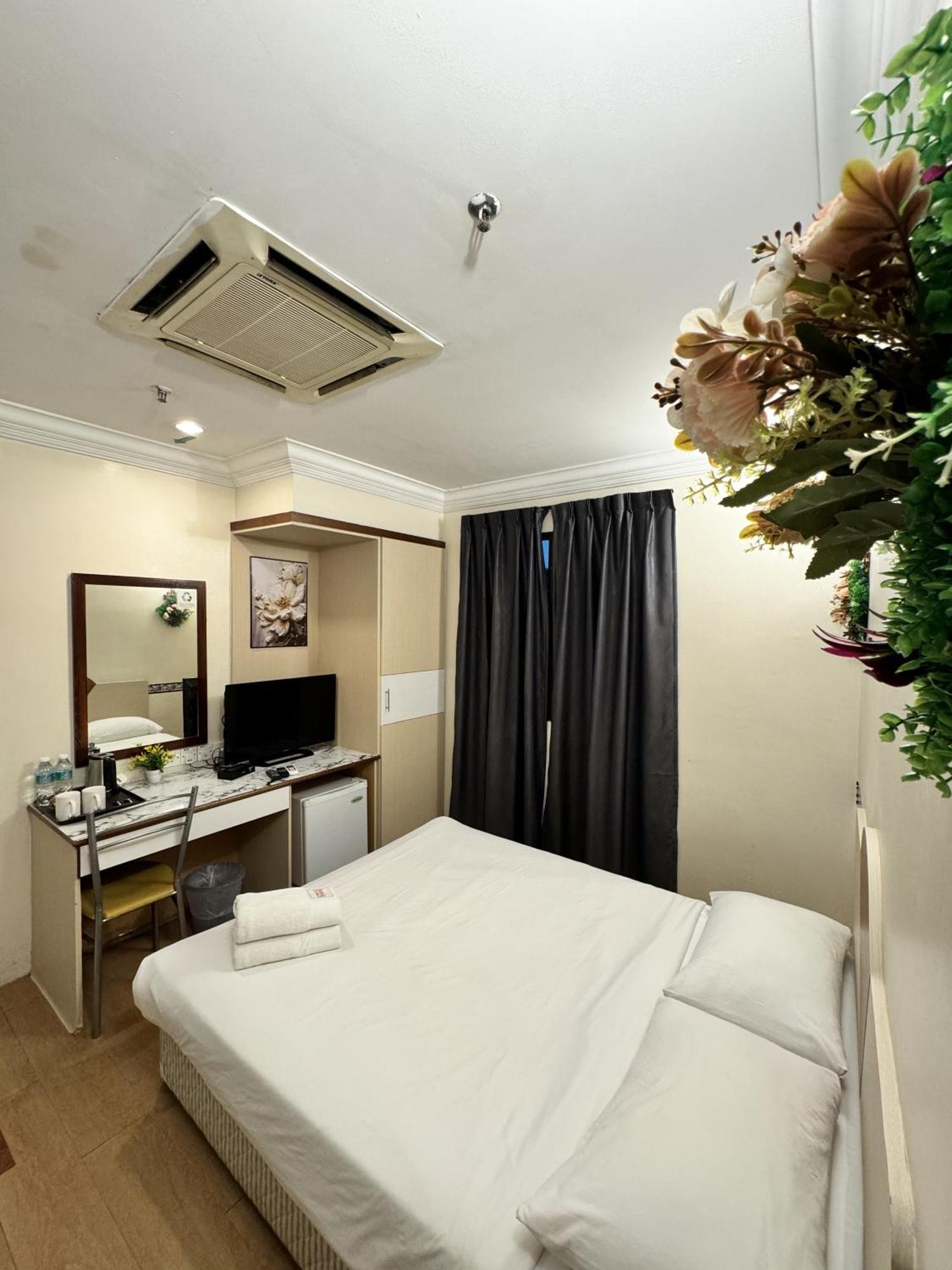 Fair Park Hotel Ipoh Exterior photo